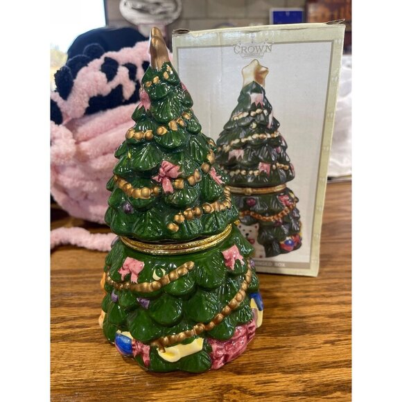 Vintage Crown Christmas Tree Hinged Trinket Box With Bear & Ornaments‎ - Picture 7 of 16
